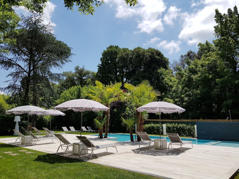 Hotel Hambros Il Parco 5/57