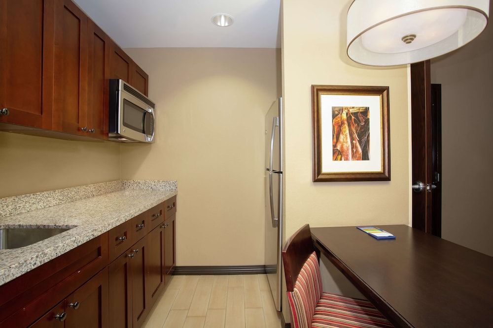 Hampton Inn & Suites I-35/ Mulvane 44/51