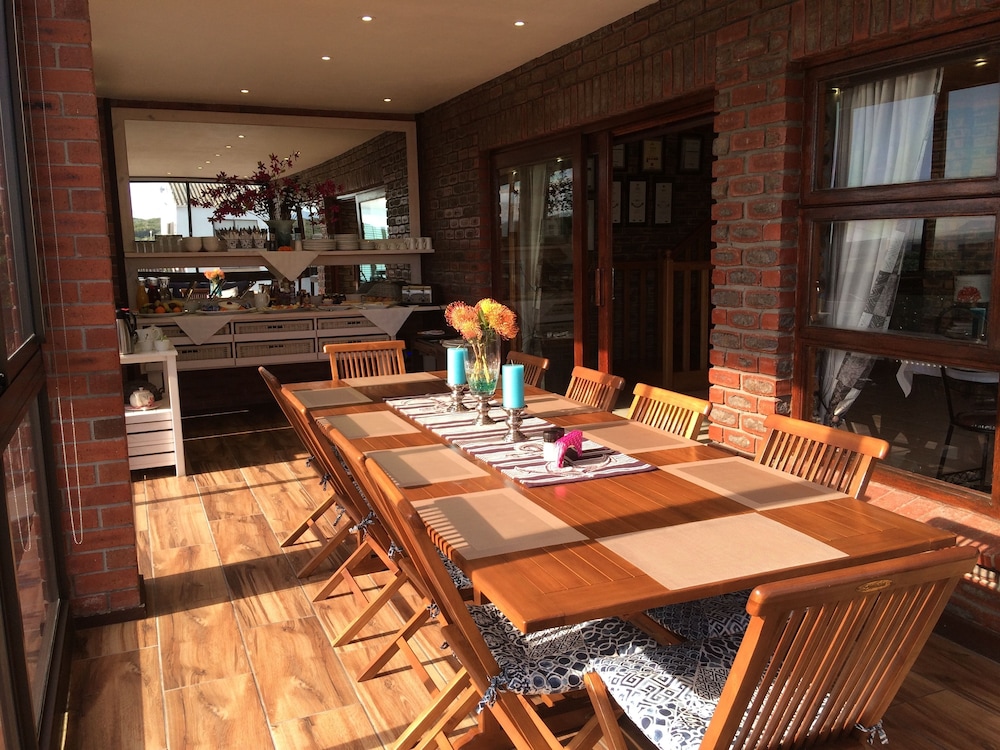 White Shark Guest House 32/50