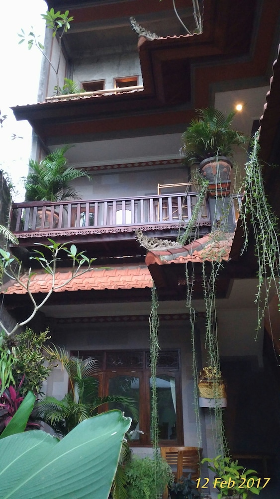Praety Home Stay 1/40