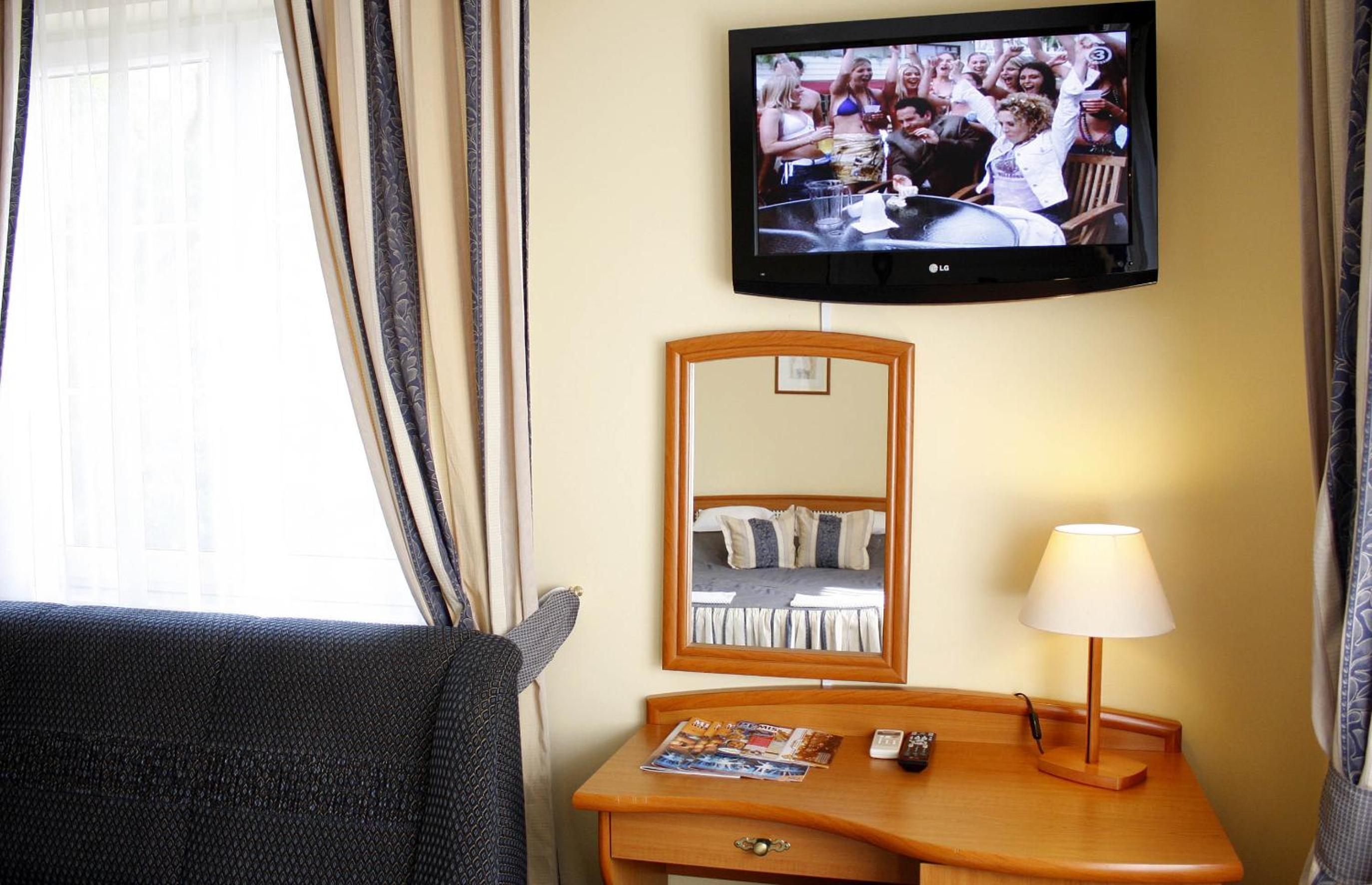 Levay Villa Hotel 19/47
