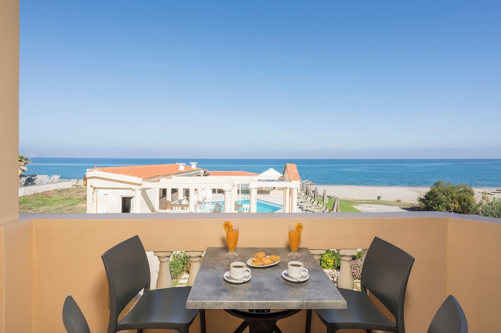 Caretta Beach 48/62