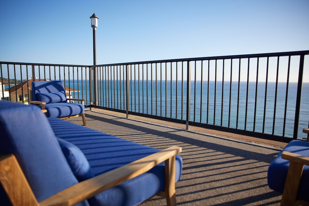 OUTRIGGER Reef Waikiki Beach Resort 48/86