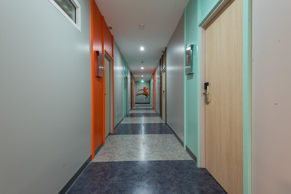Siam Stadium Hostel 29/54
