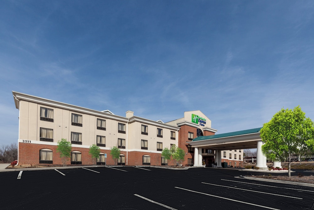 Holiday Inn Express Hotel Suites Greensboro East 4/58