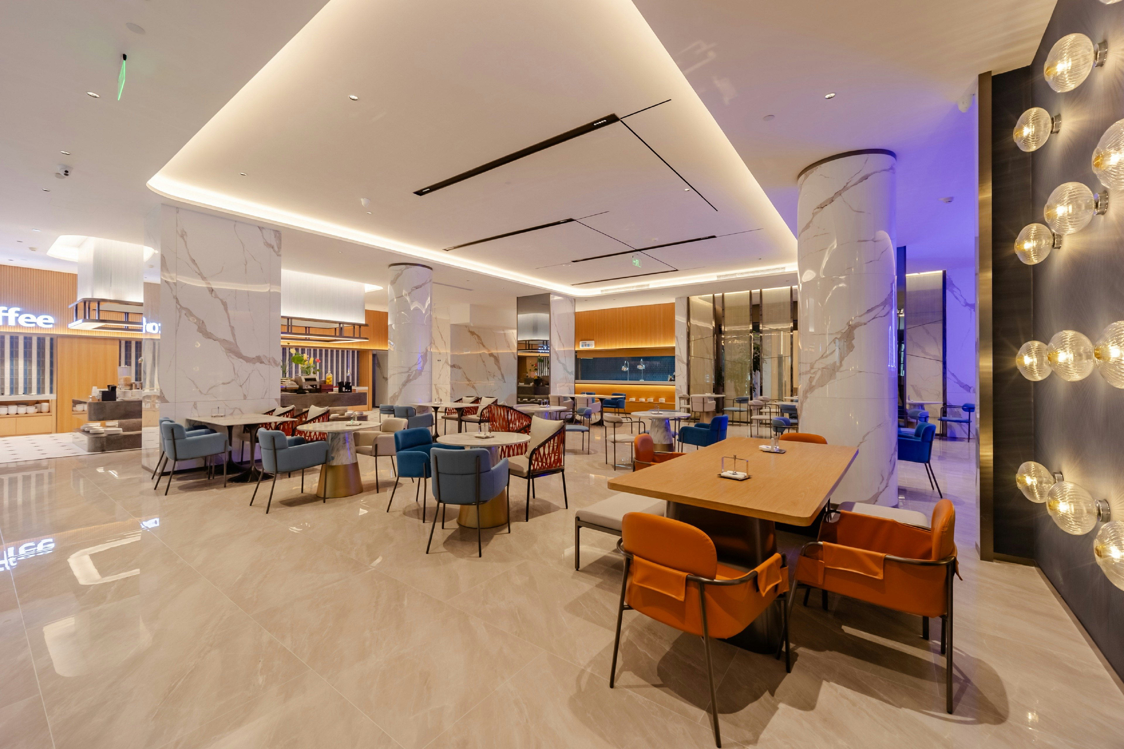 HOLIDAY INN EXPRESS HEFEI DOWNTOWN 49/80