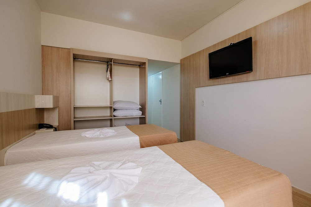 HARBOR QUERENCIA HOTEL 23/64