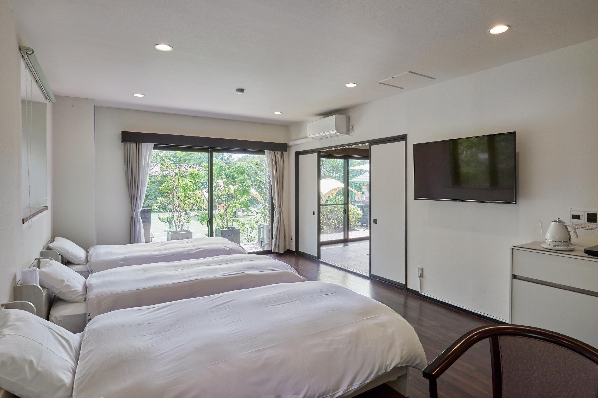 Japanese Western, Family Suite, Suite