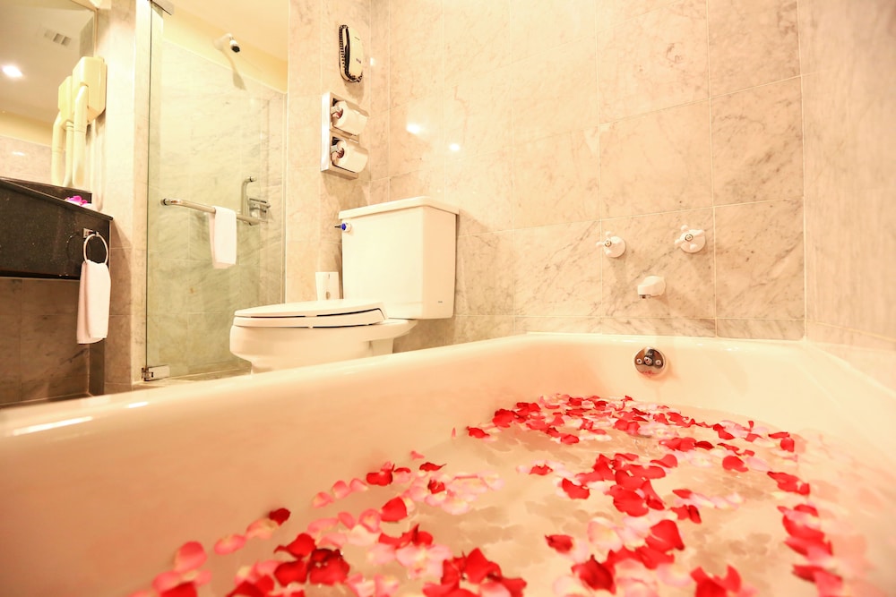 Ramana Hotel Saigon 58/68
