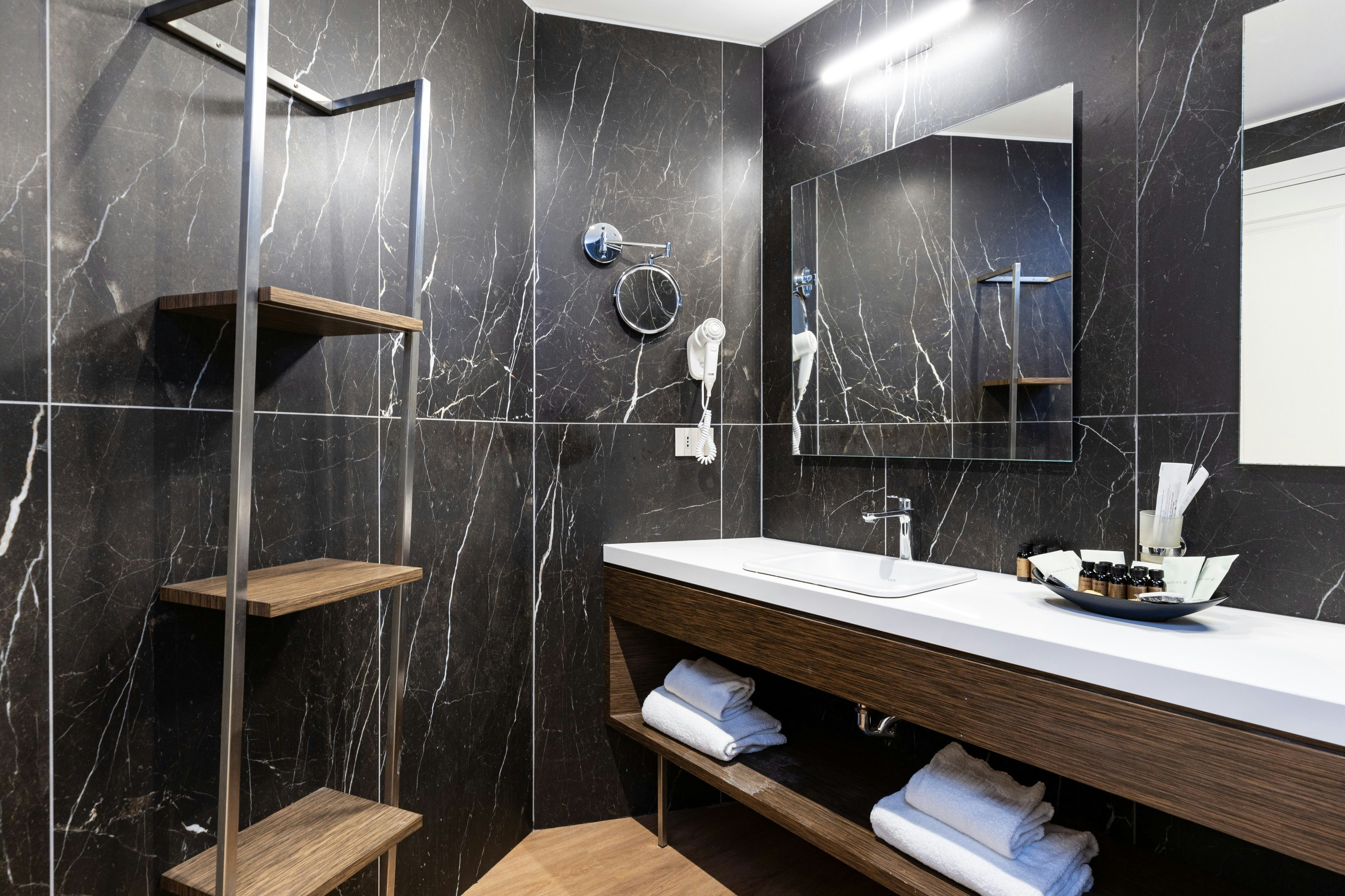 Rome Art Hotel 66/69