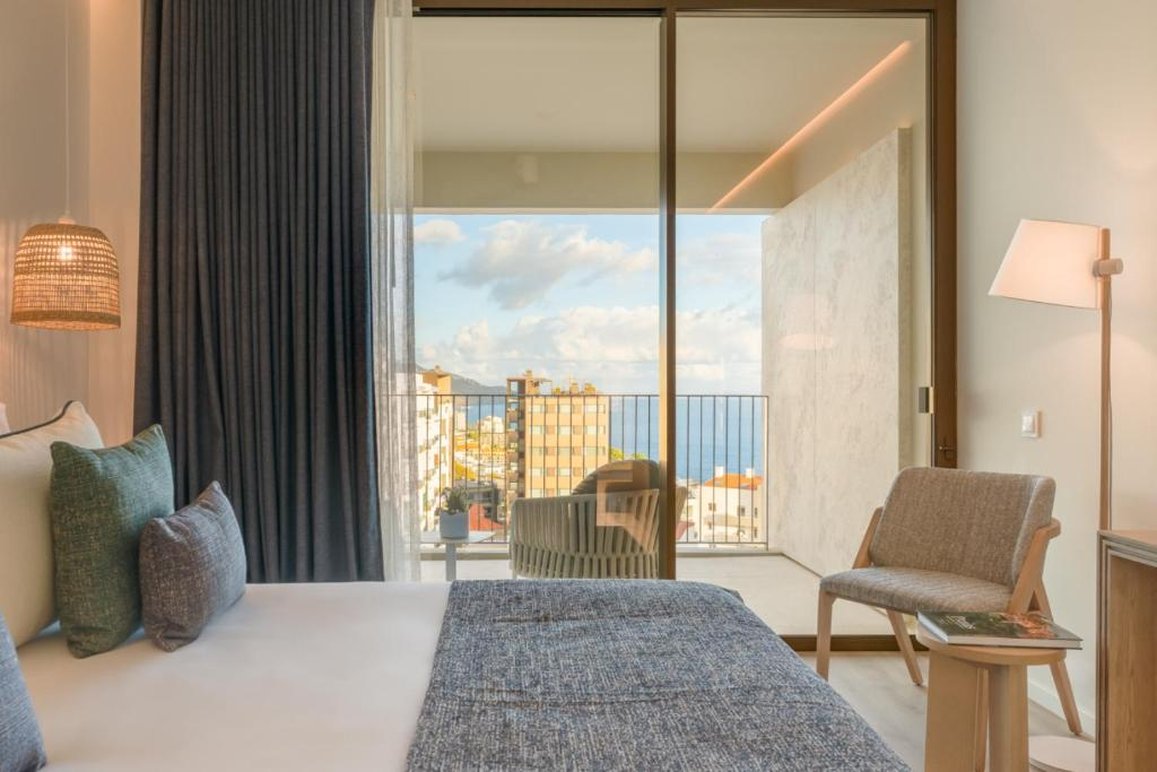 The Editory Ocean Way Funchal 87/107