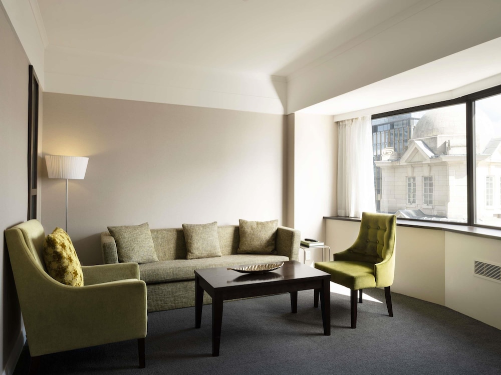 Movenpick Hotel Auckland 50/75