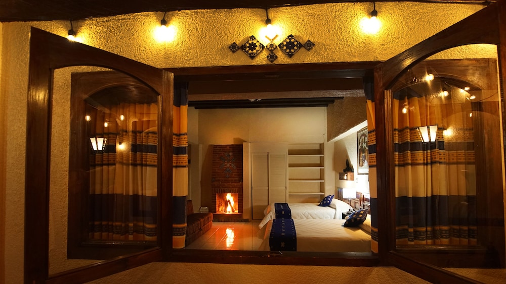 Hotel Palacio De Moctezuma 36/65