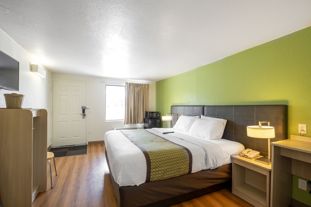 American Inn 23/42
