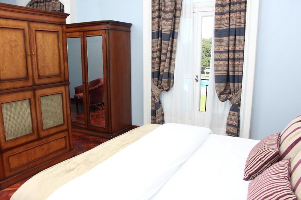 Hotel Colonial San Nicolas 24/48