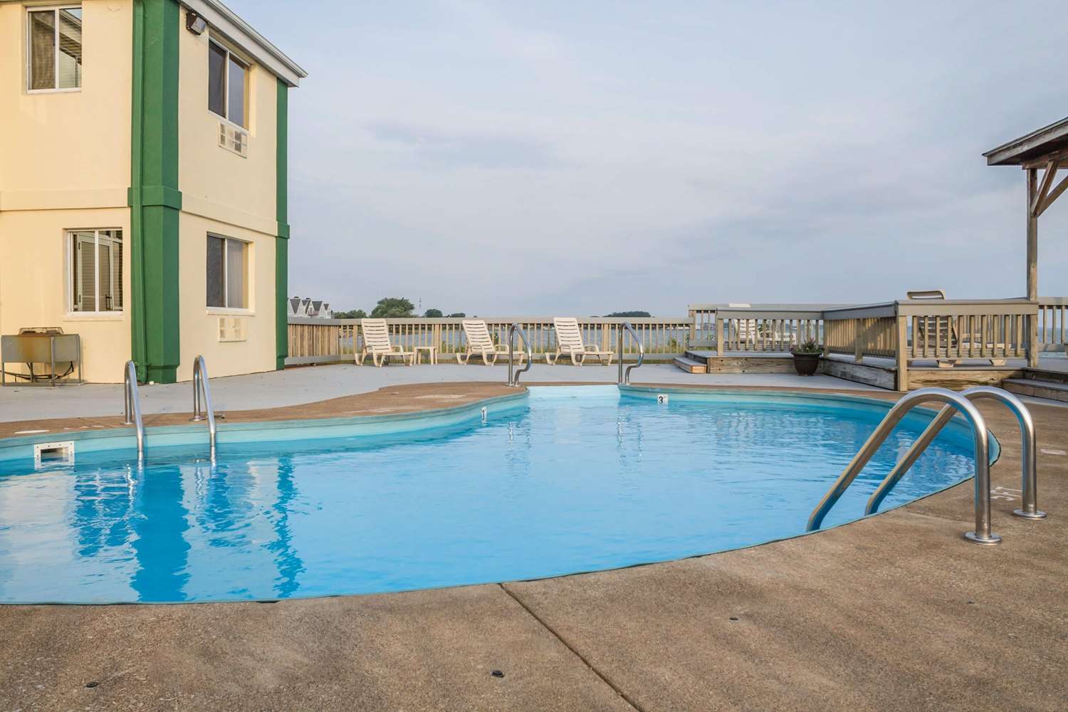 Quality Inn Port Clinton Waterfront 5/14