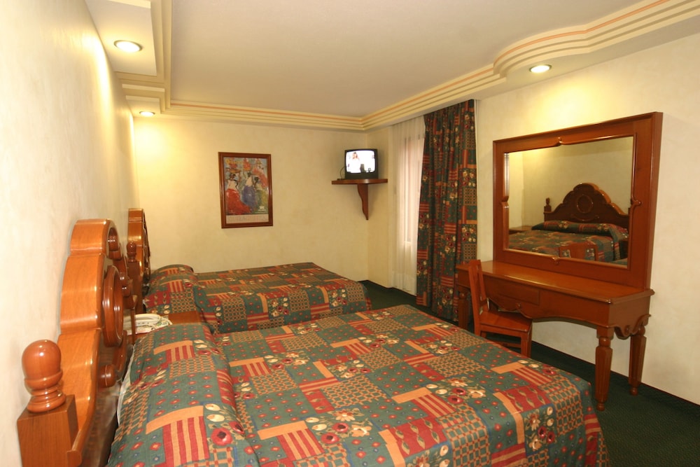 Hotel Cantera Real 18/26
