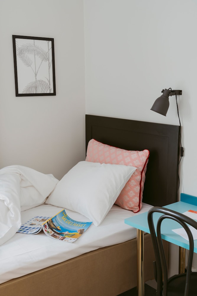 2home Hotel Gavle 54/59