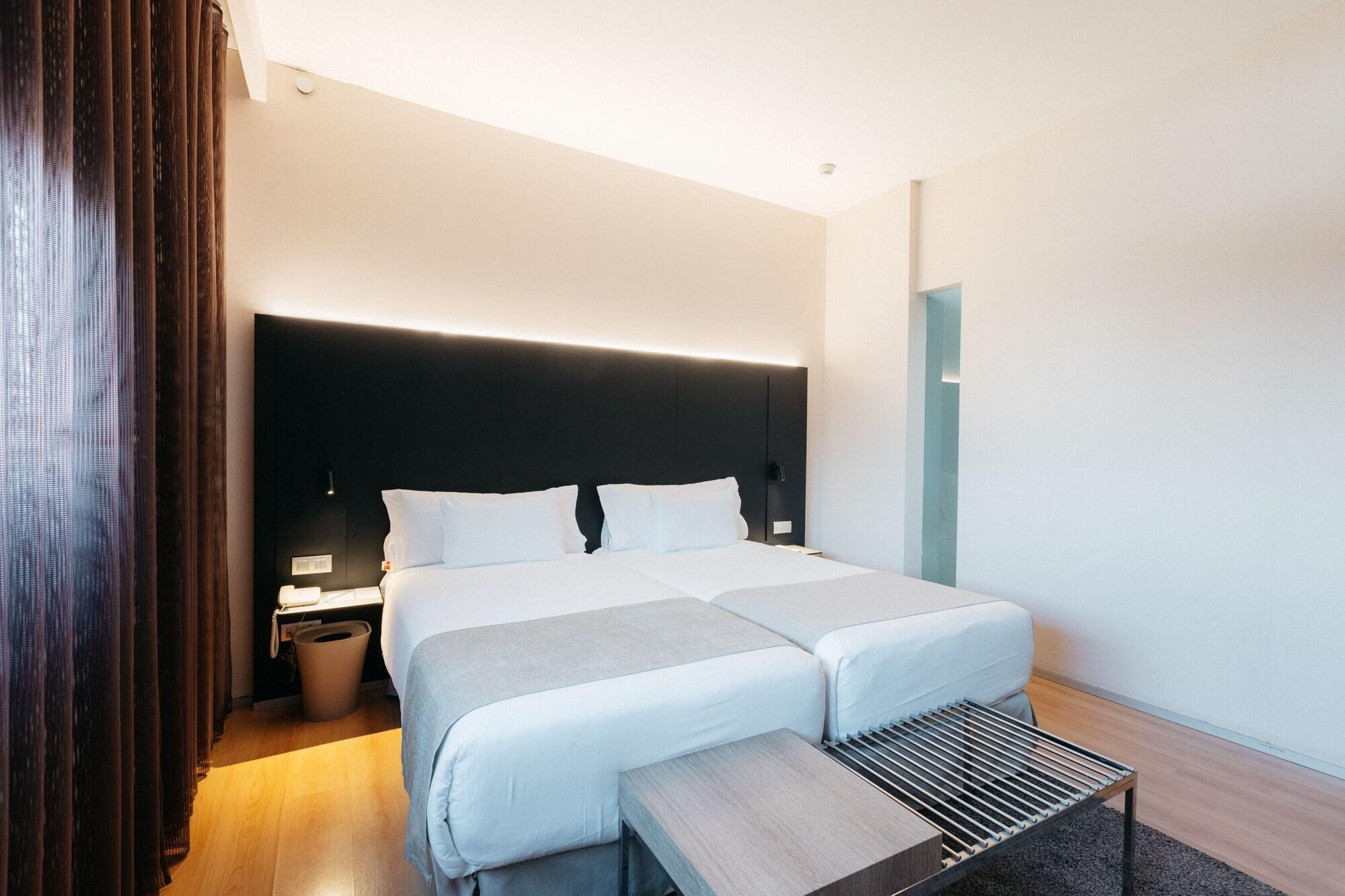 Junior Suite, City of Arts and Arts View