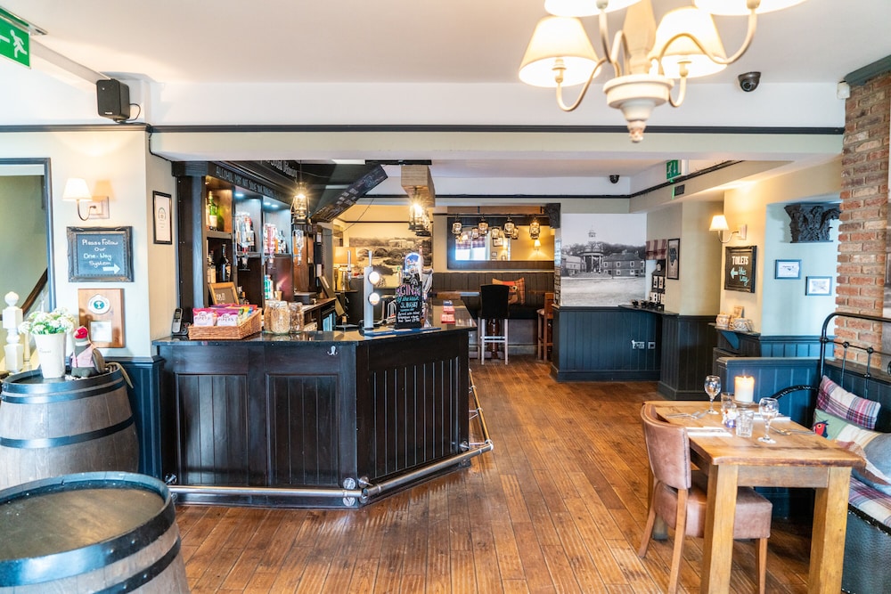 Grantham Arms 8/70