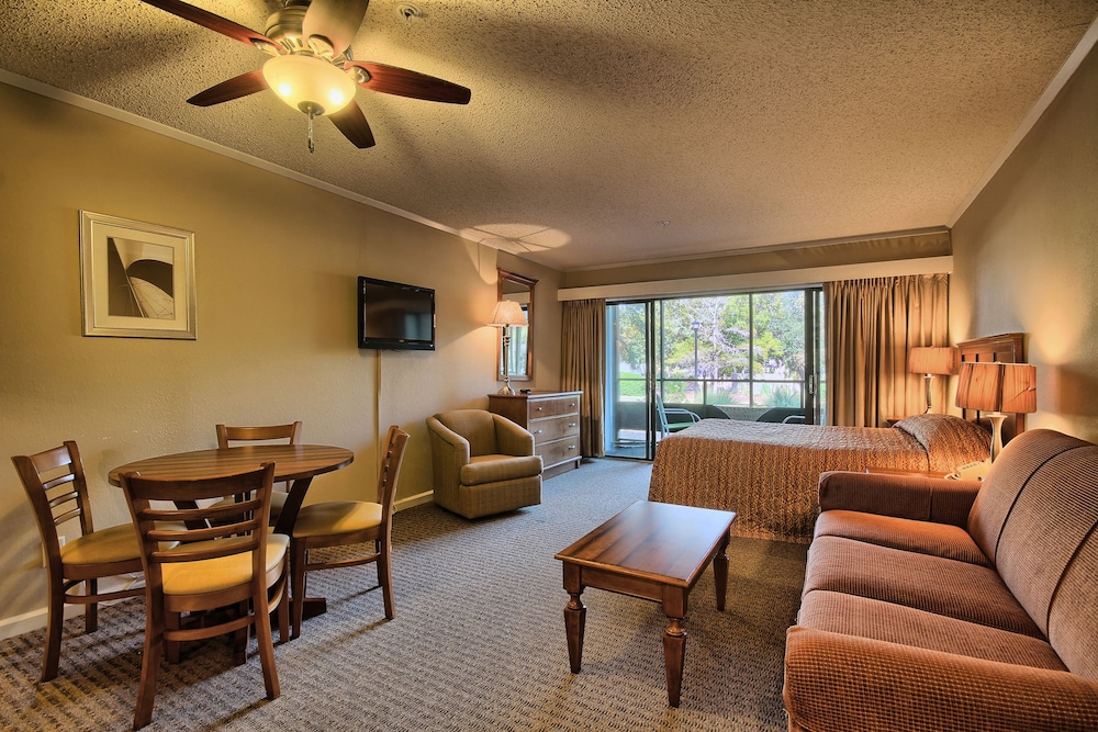 Ocean Creek Resort 49/73