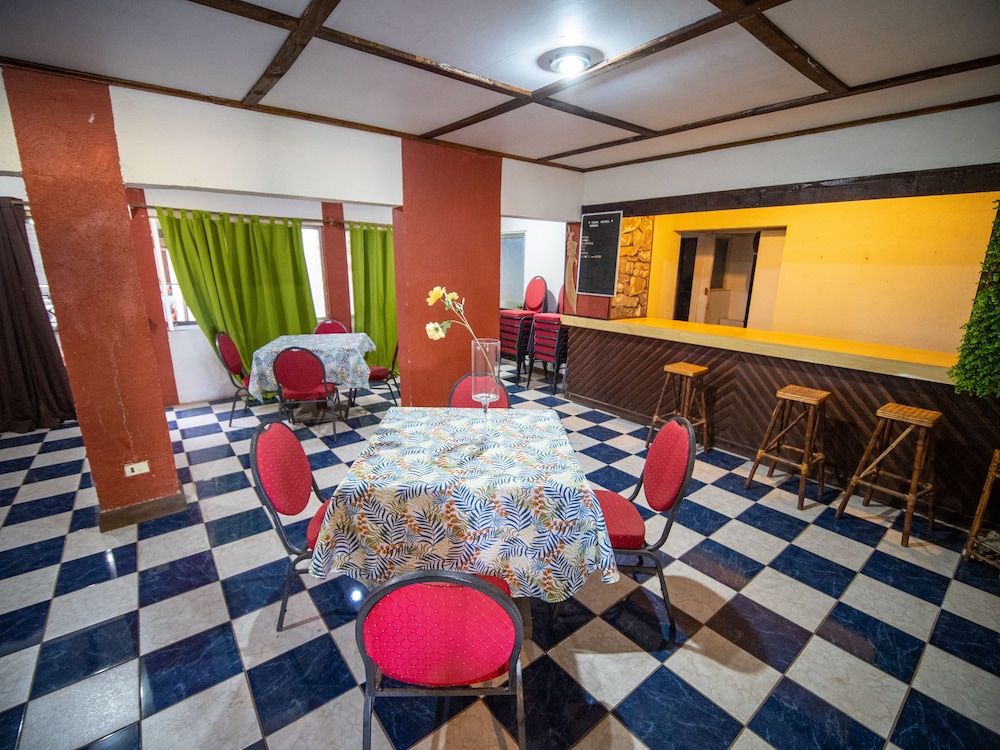 Tupa Hotel 33/50