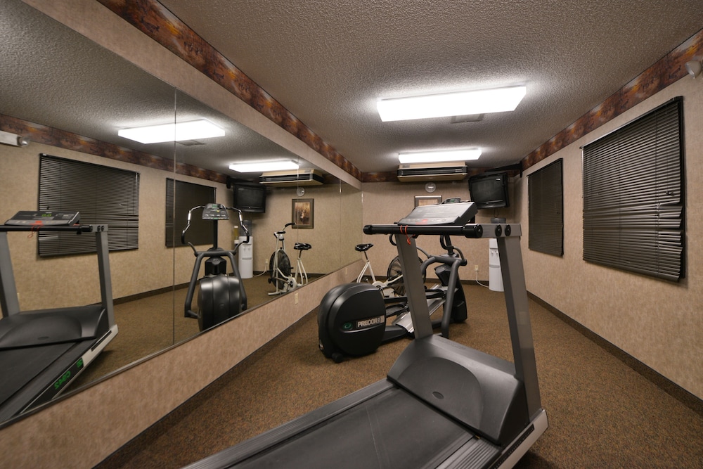 Kelly Inn & Suites Mitchell South Dakota 26/39