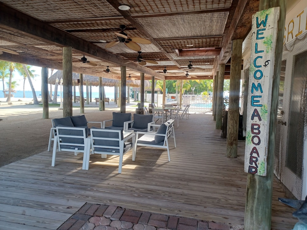 Coconut Cove Resort and Marina 20/50