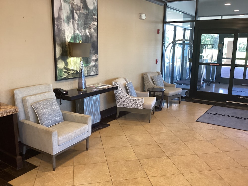 Wyndham Grand Executive Center Little Rock Airport 42/66