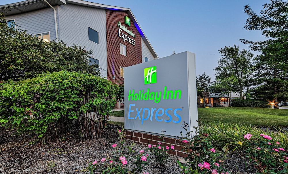Holiday Inn Express Chicago Nw-Vernon Hills 4/50