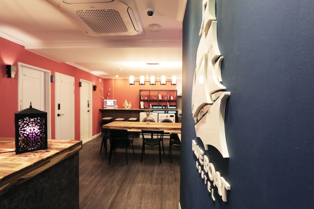 Blueboat Hostel Jeonju 16/59