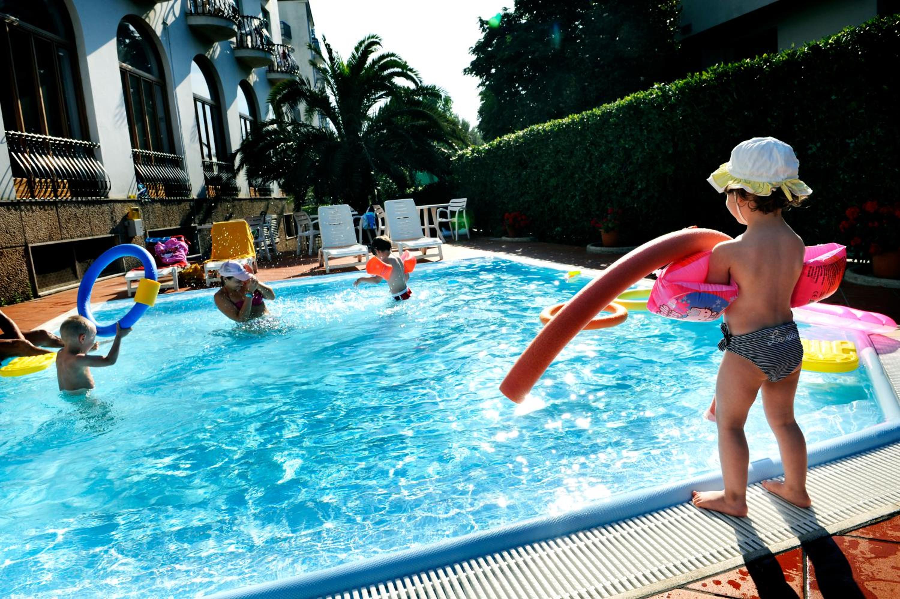 Grand Hotel Excelsior 56/66
