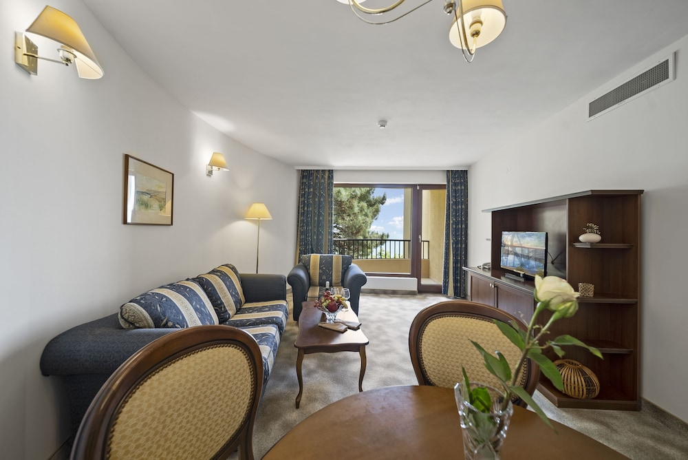 HVD Riviera beach Hotel Riviera Holiday Club 18/47