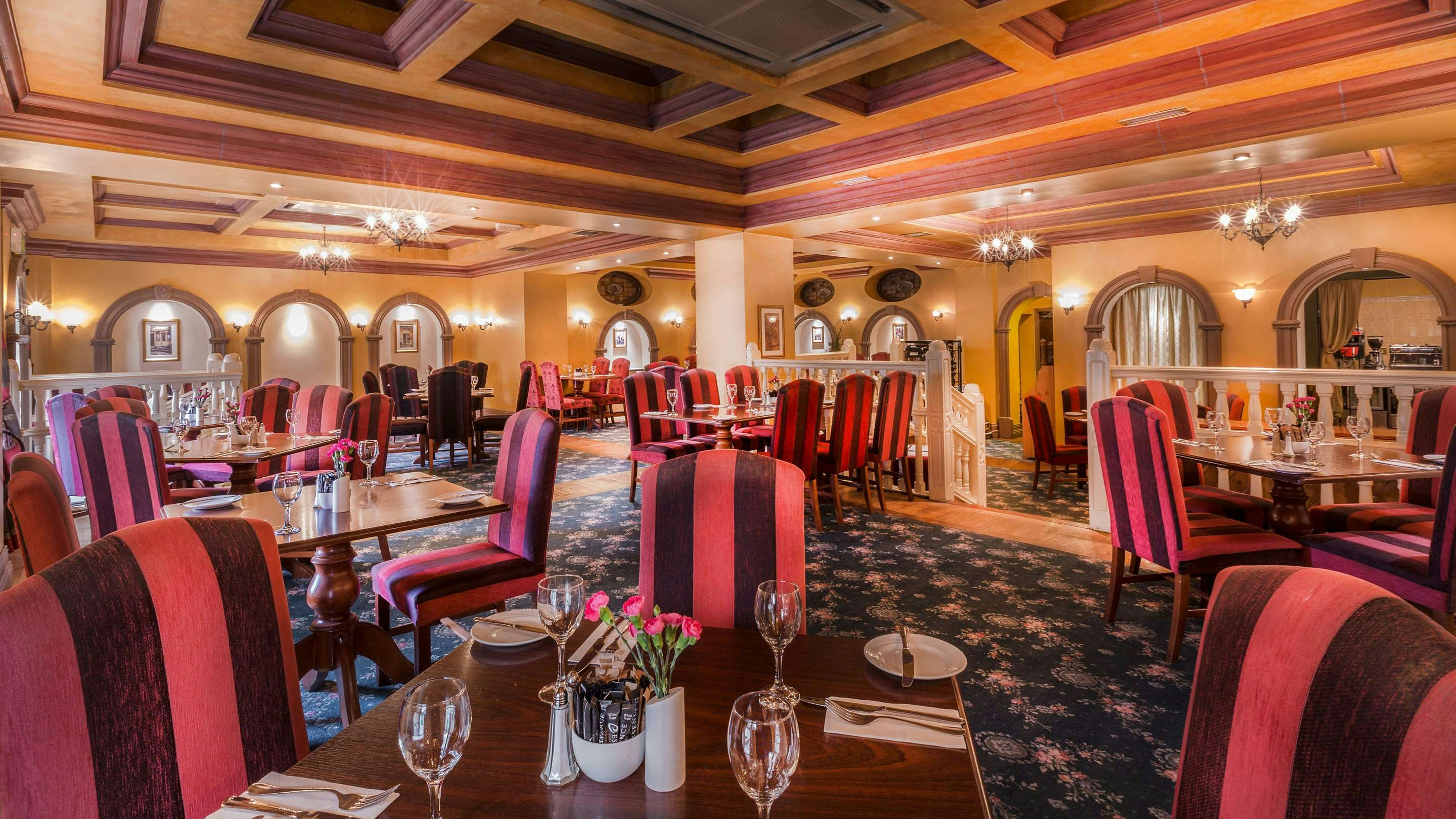NEWGRANGE HOTEL 60/60