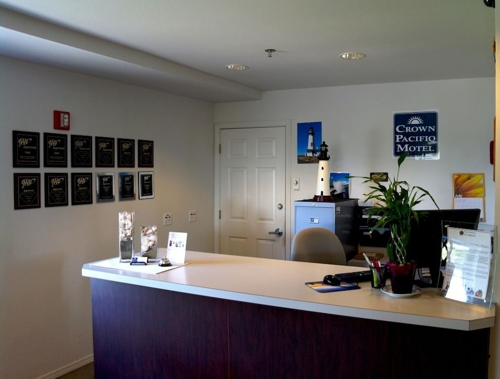 Travelodge By Wyndham Depoe Bay 8/50