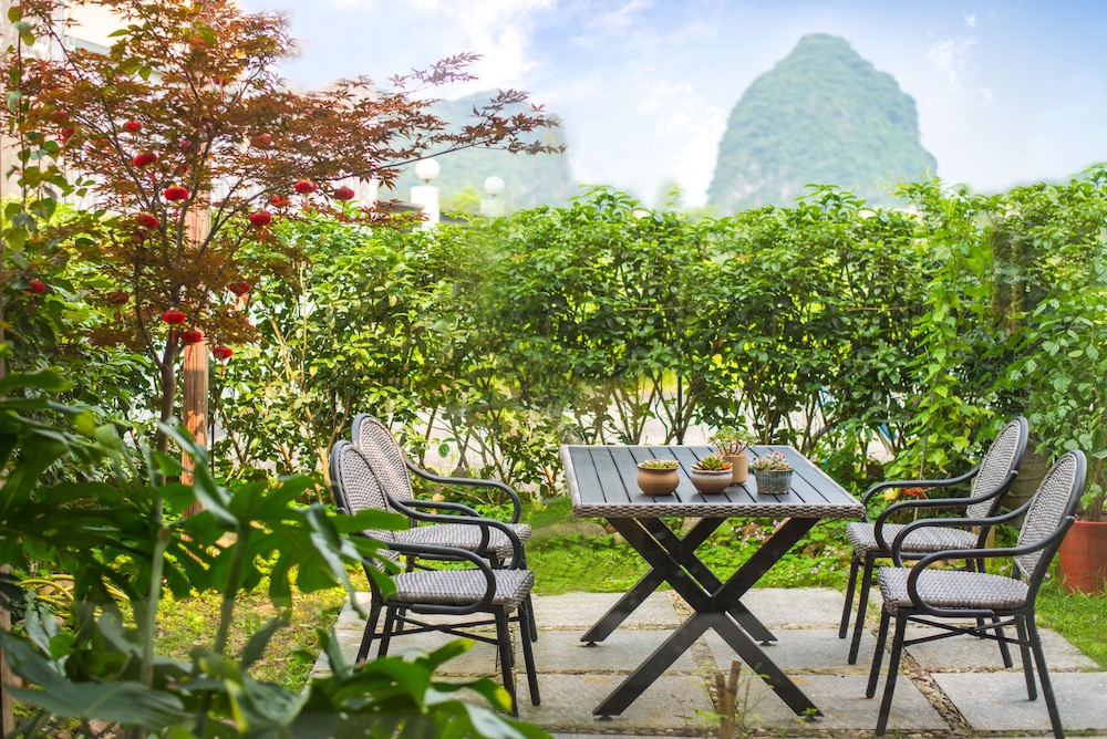 Peach Blossom River Resort 35/50