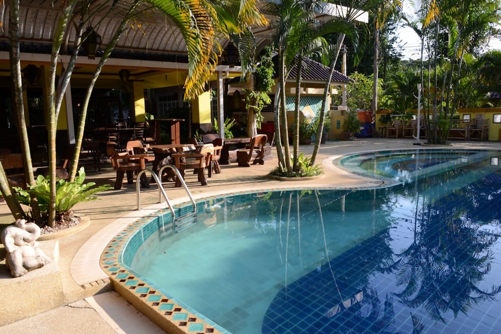Baanplaidoi Resort 57/61