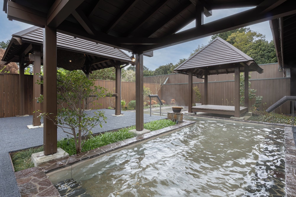 Izukogen Wanwan Paradise Hotel & Cottage 31/57