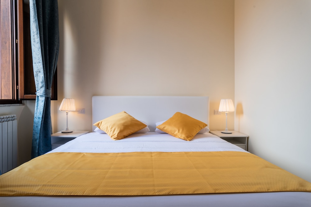 Minerva Monks Inn 32/64