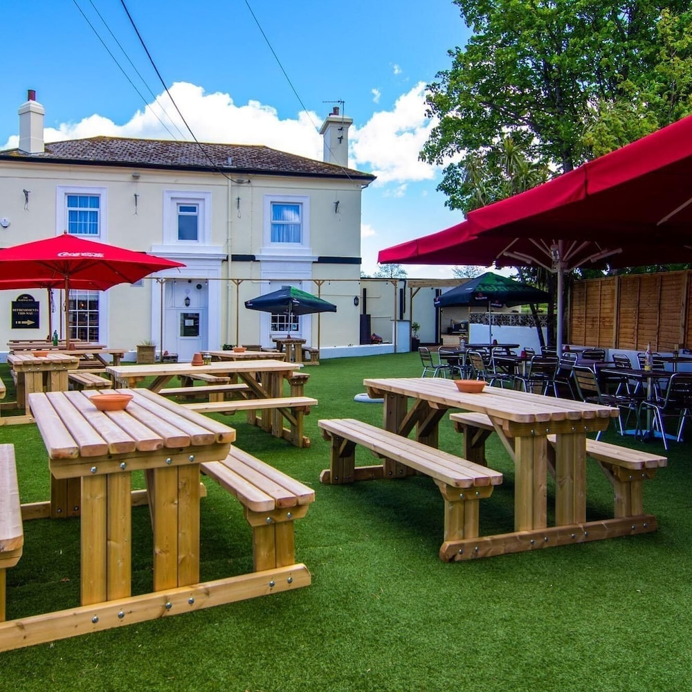 The Weary Ploughman - Inn 25/30