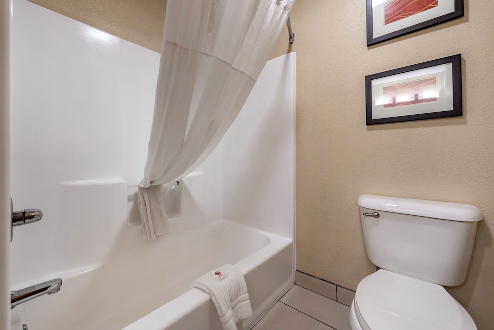 Comfort Inn and Suites Hays I-70 45/46