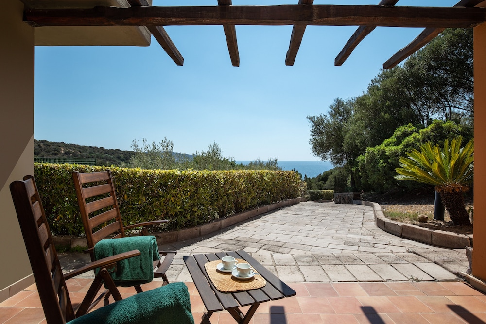 Hotel Residence Baia Delle Ginestre 20/50