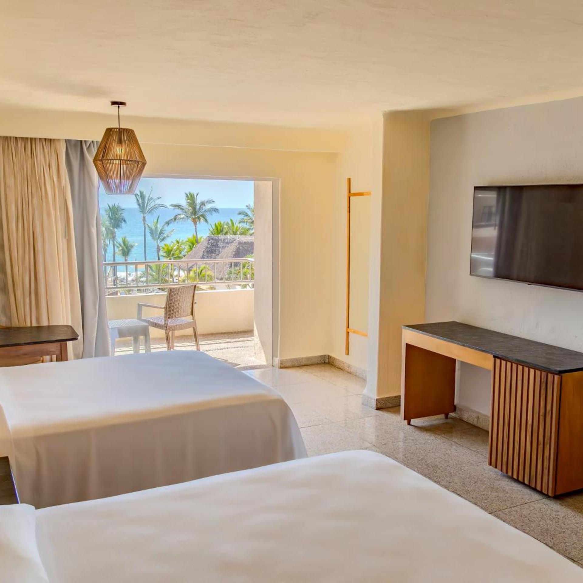Deluxe, Double Bed, Side Sea View