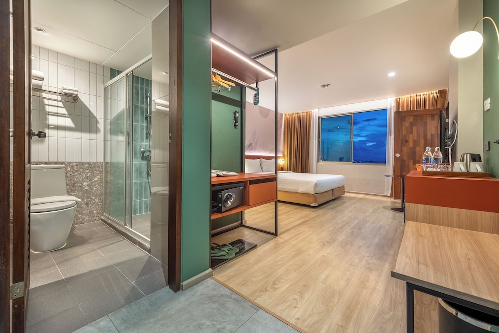 Buri Sriphu Hotel 66/66