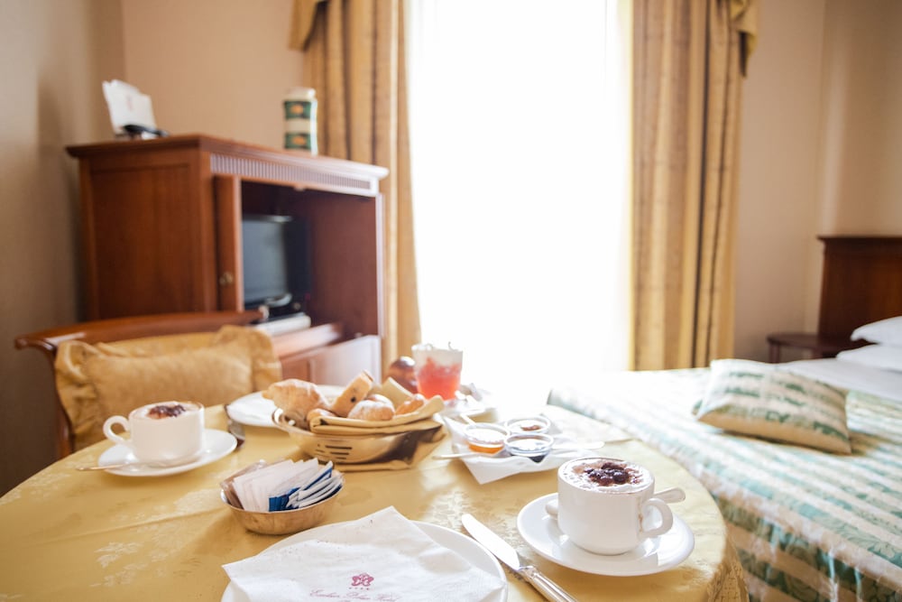 Excelsior Palace Hotel 58/72
