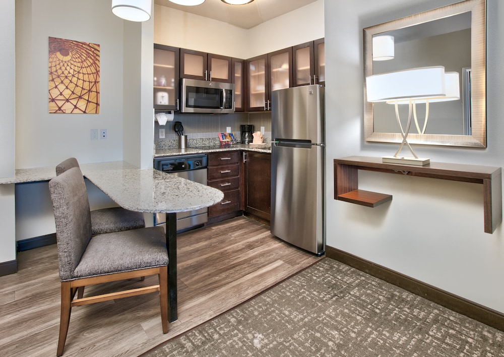 Staybridge Suites Plano - Richardson Area 40/70