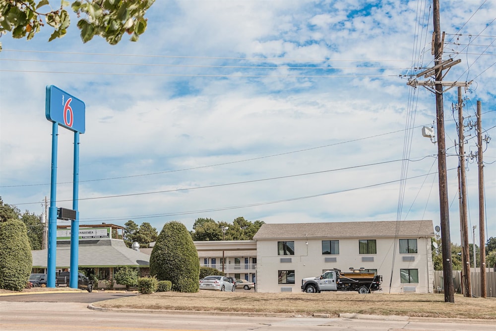 Motel6 Texarkana, AR 37/41