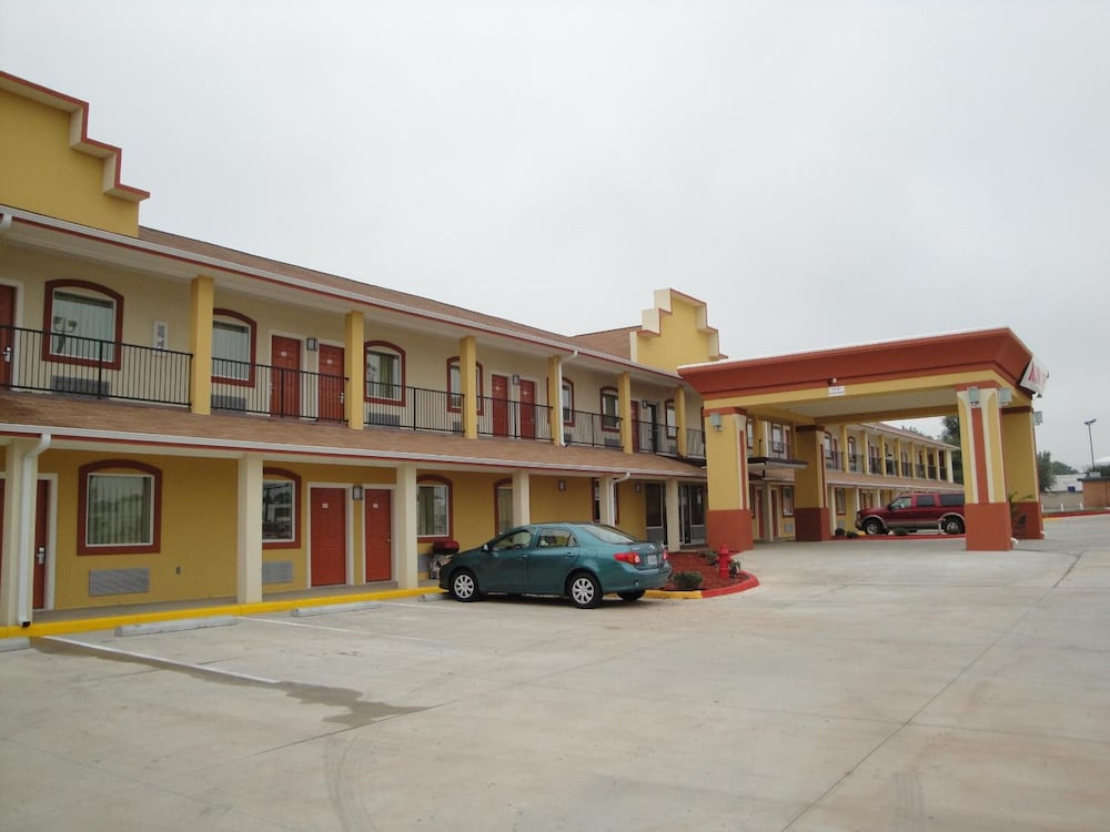 Sands Inn And Kitchen Suites 42/51