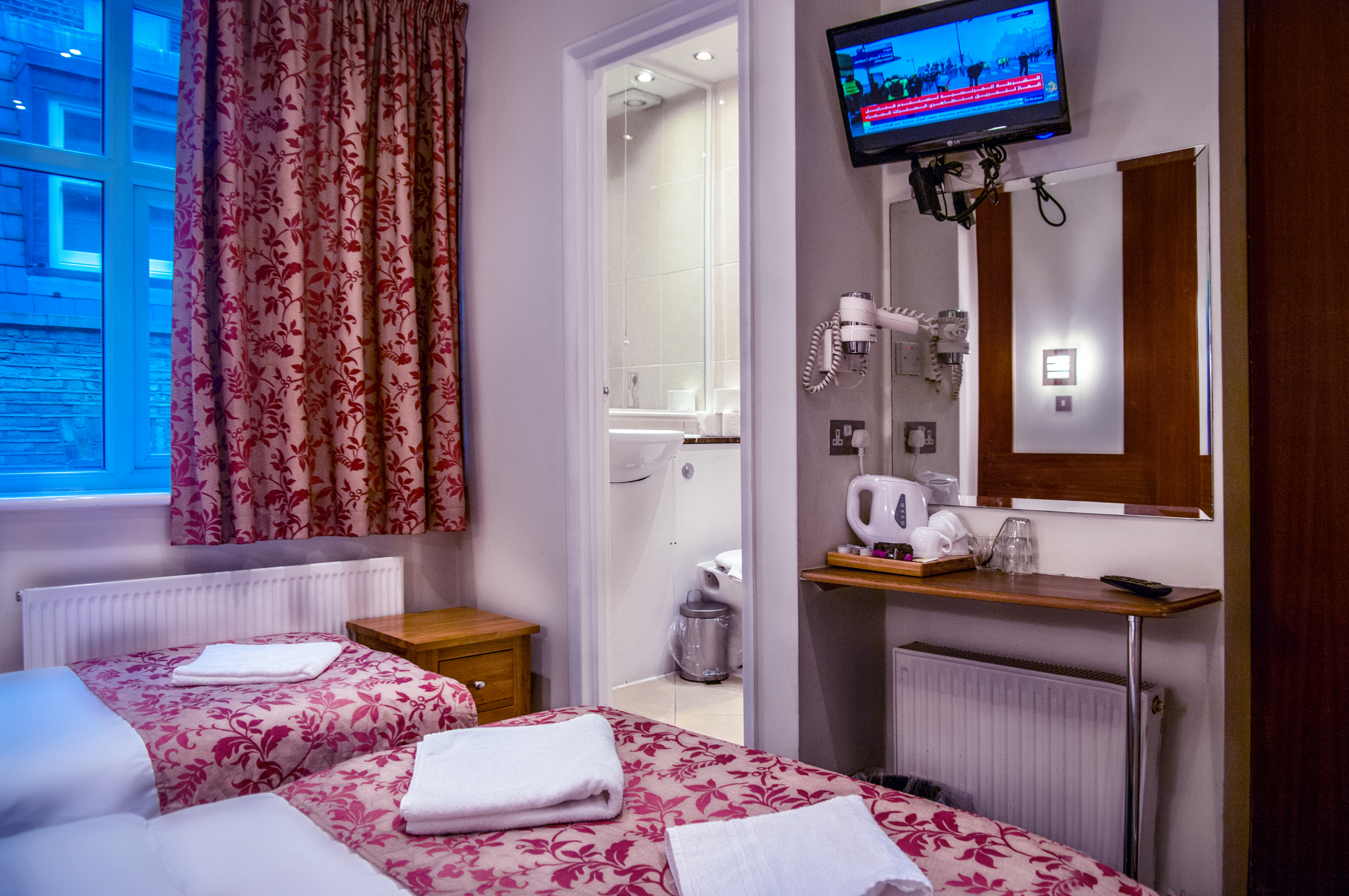 Westbury Hotel 20/57