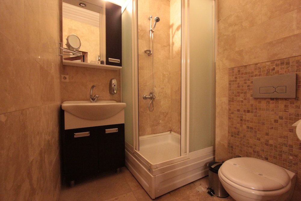 Guven Cave Hotel 38/45